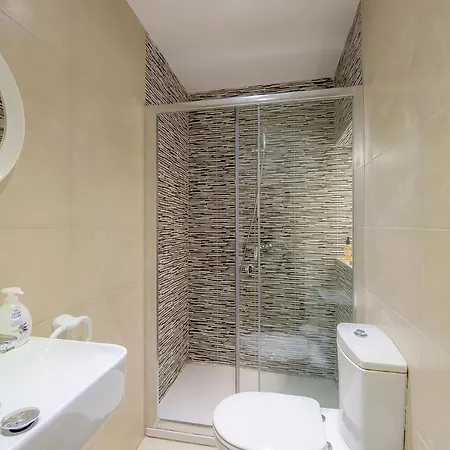 Central Apartment *